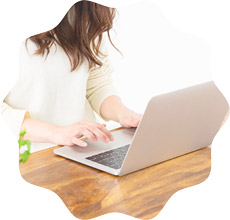 web予約で待ち時間も少なくできるようにしています。